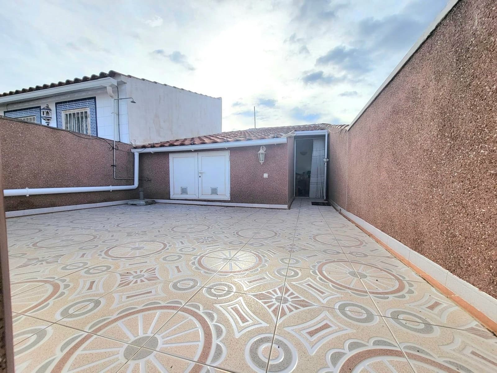 2 soverom Kjedet enebolig til salgs i Torrevieja med garasje - € 138 000 (Ref: 9755354)