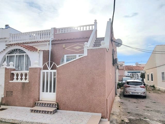 2 soveværelse Semi-Rækkehus til salg i Torrevieja med garage - € 138.000 (Ref: 9755354)