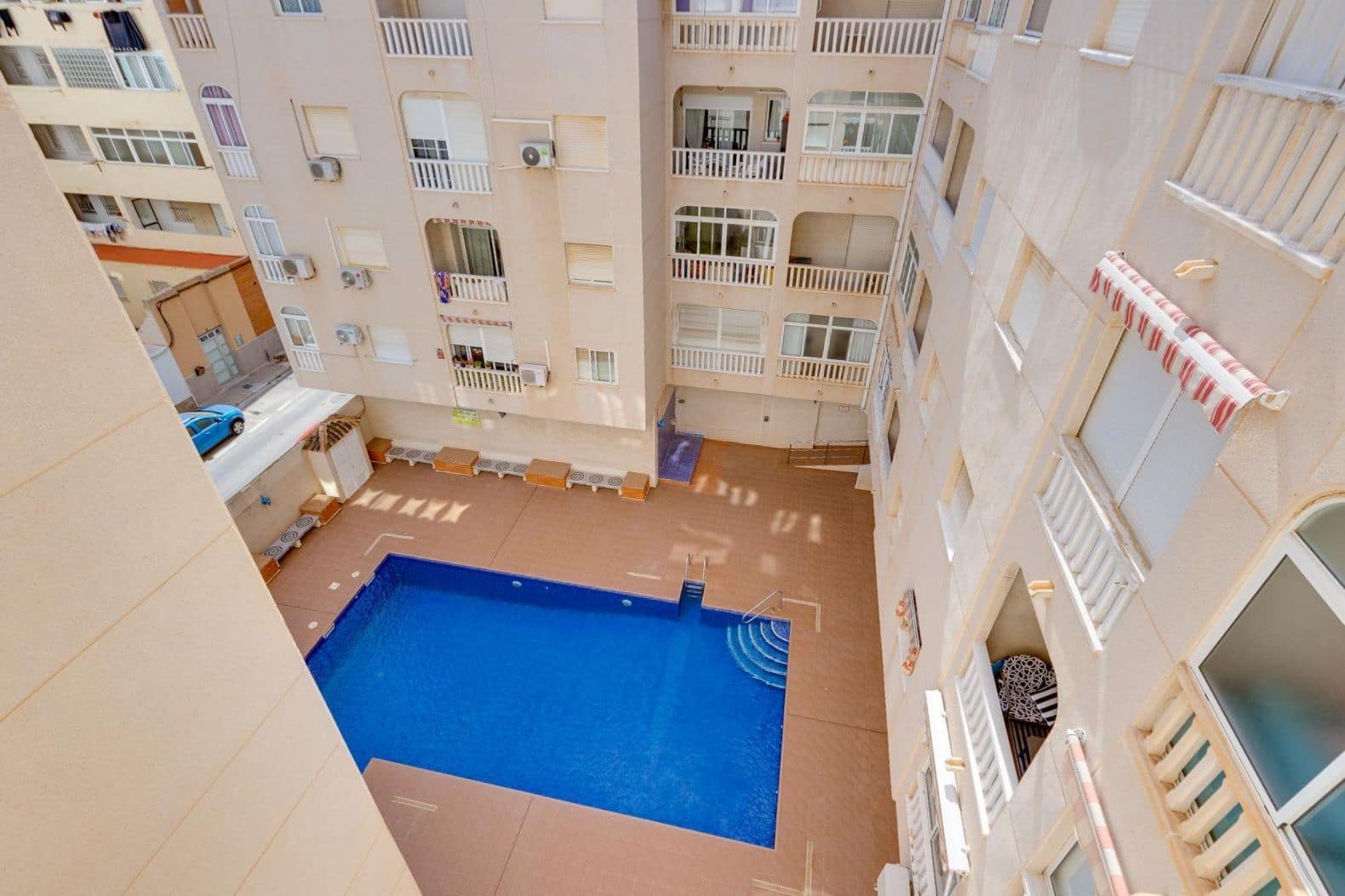 1 slaapkamer Appartement te koop in Torrevieja met zwembad - € 109.500 (Ref: 9761711)