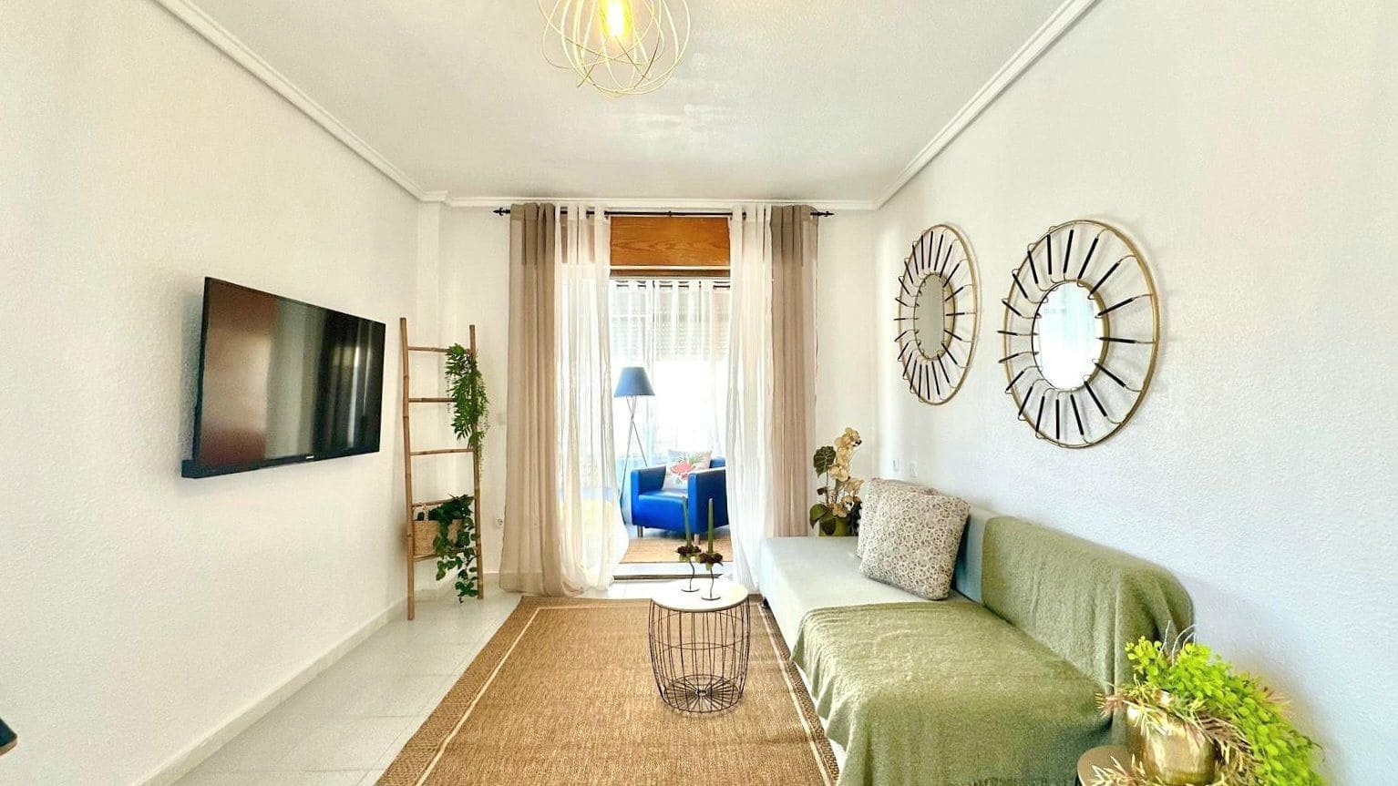 Studio til salgs i Torrevieja - € 89 900 (Ref: 9761712)