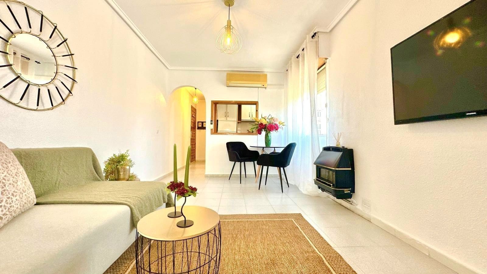 Studio til salgs i Torrevieja - € 89 900 (Ref: 9761712)