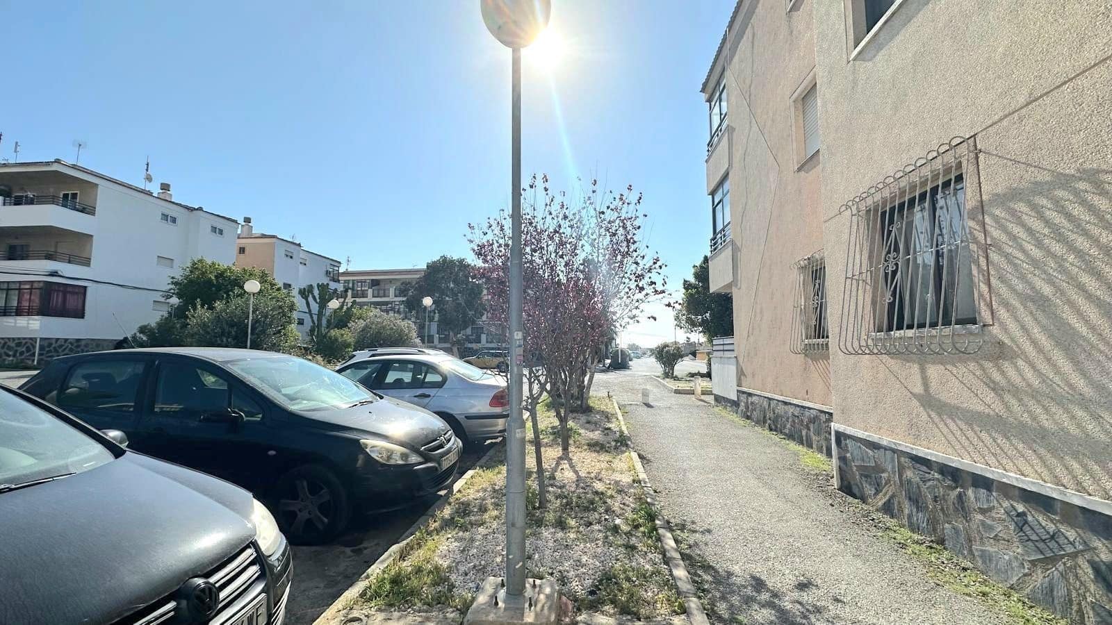 Studio til salgs i Torrevieja - € 89 900 (Ref: 9761712)