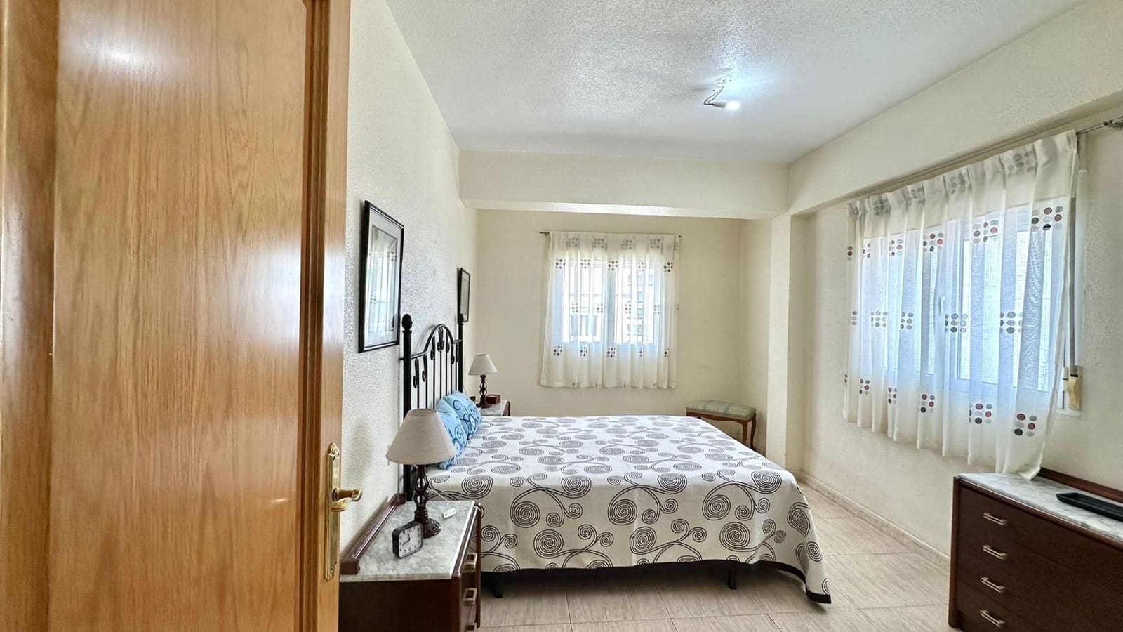 3 quarto Apartamento para venda em Torrevieja - 154 900 € (Ref: 9772736)