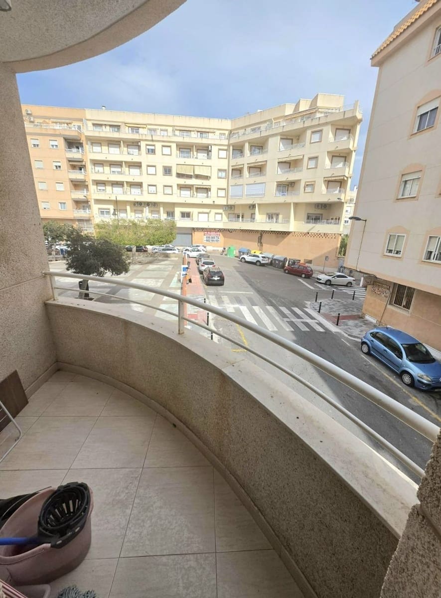 3 chambre Appartement à vendre à Torrevieja - 136 000 € (Ref: 9772738)