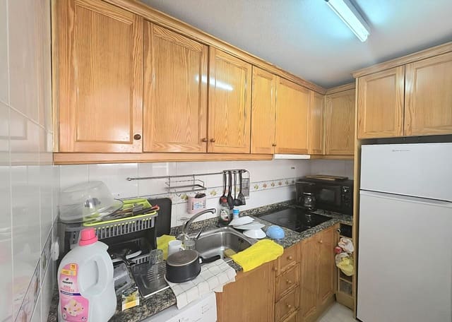 3 slaapkamer Flat te koop in Torrevieja - € 136.000 (Ref: 9772738)