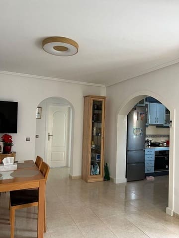 Chalet de 3 habitaciones en Benijófar en venta con piscina garaje - 325.000 € (Ref: 9777683)