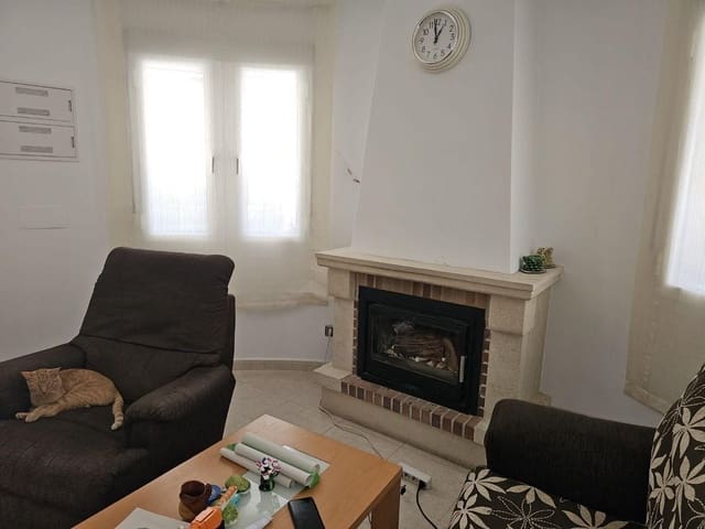 Chalet de 3 habitaciones en Benijófar en venta con piscina garaje - 325.000 € (Ref: 9777683)