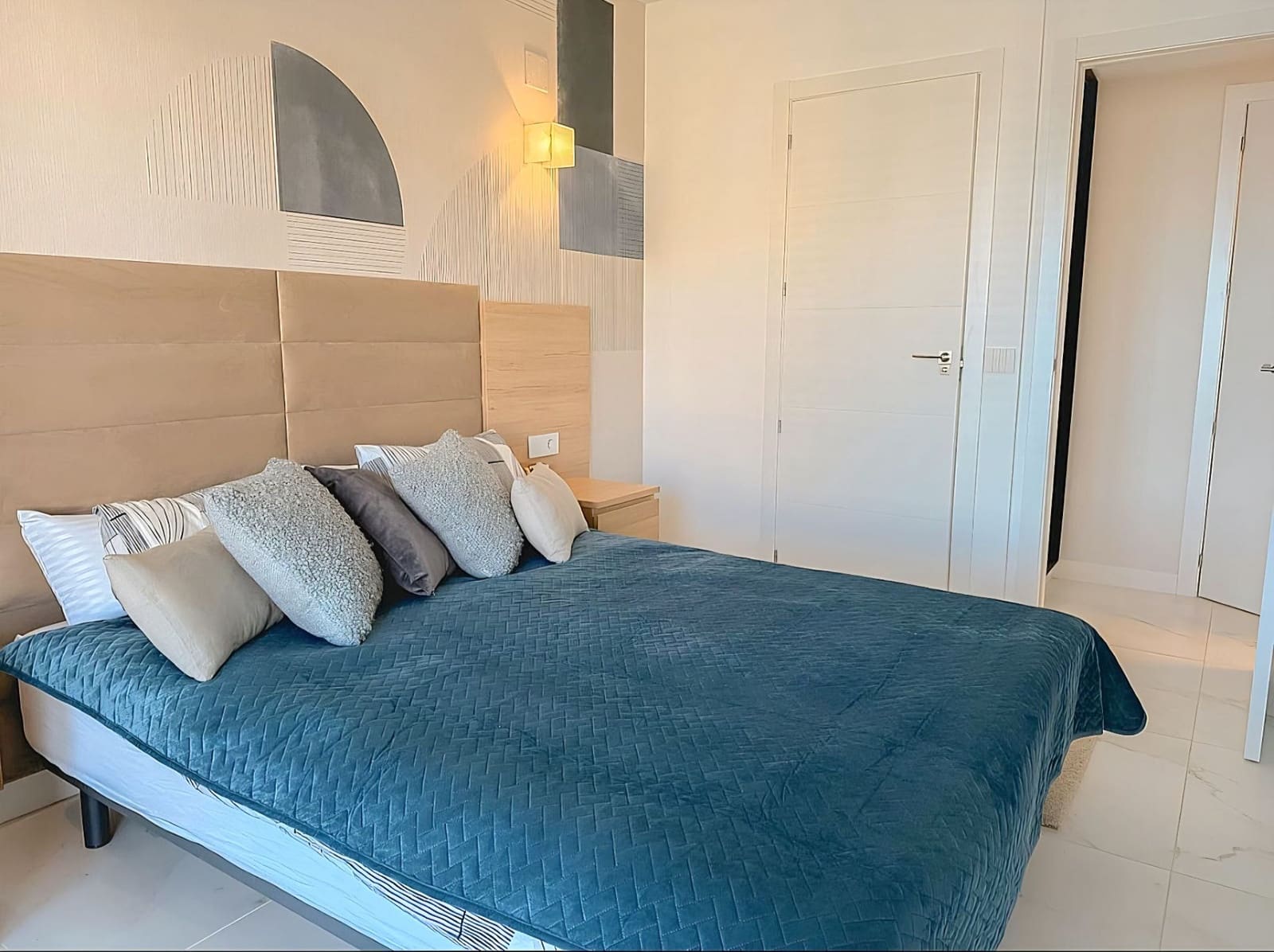 2 soveværelse Lejlighed til salg i Torrevieja med swimmingpool garage - € 489.000 (Ref: 9782069)