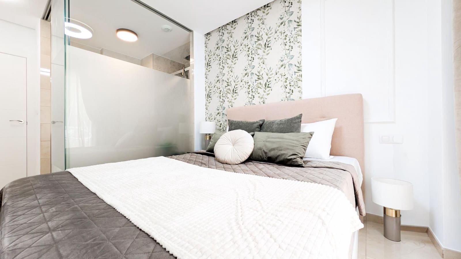 3 chambre Appartement à vendre à Torrevieja avec piscine garage - 279 800 € (Ref: 9782070)