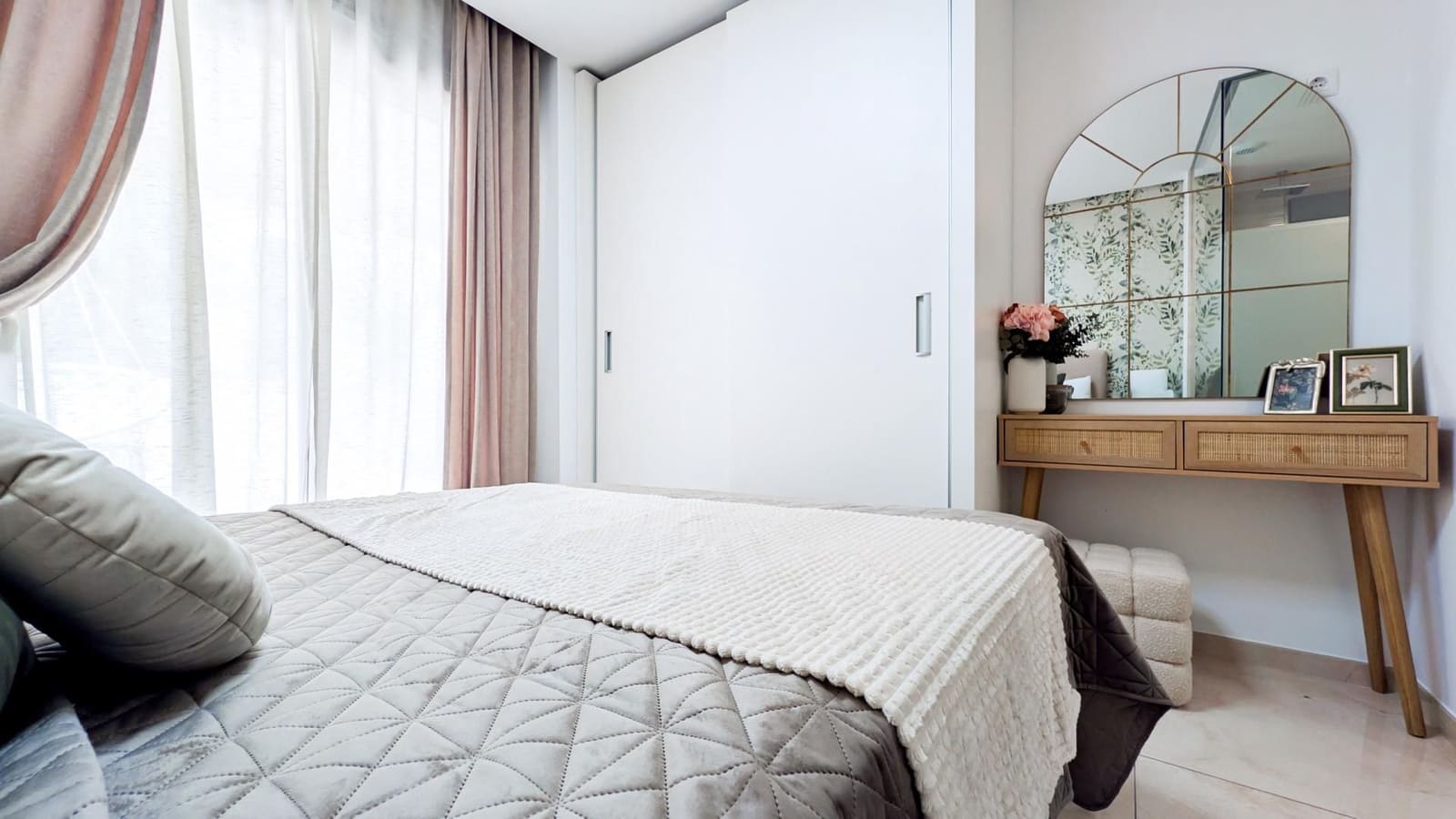 3 chambre Appartement à vendre à Torrevieja avec piscine garage - 279 800 € (Ref: 9782070)