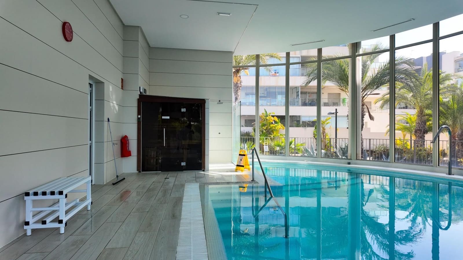 3 chambre Appartement à vendre à Torrevieja avec piscine garage - 279 800 € (Ref: 9782070)