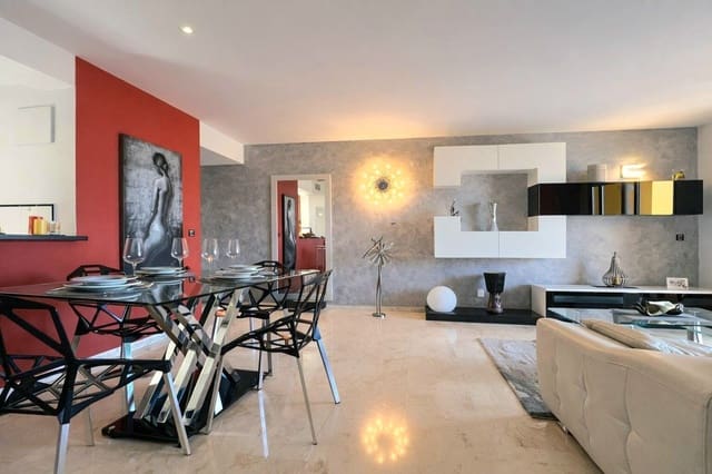 2 bedroom Penthouse for sale in Torrevieja with pool garage - € 320,000 (Ref: 9788000)