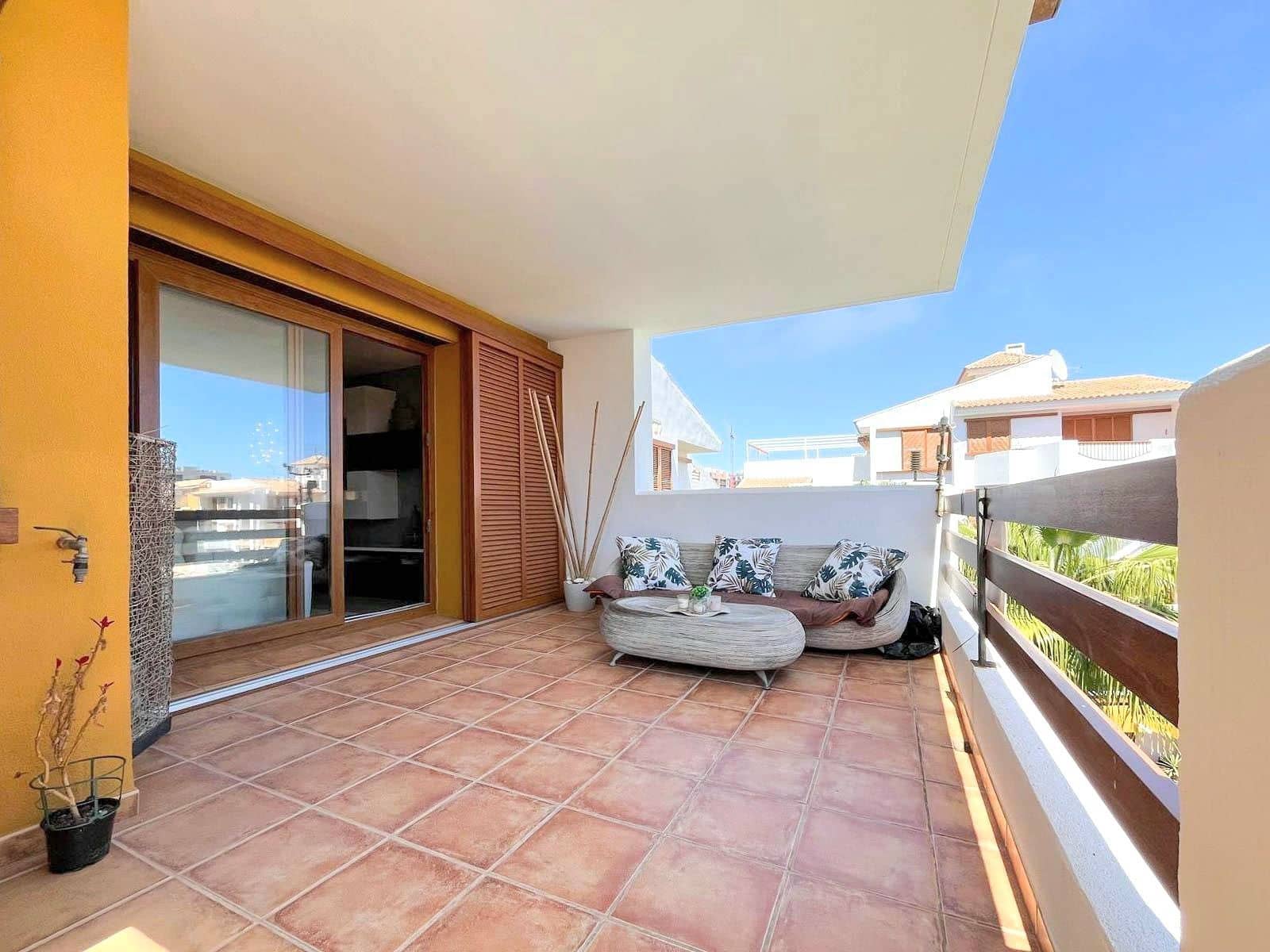 2 makuuhuone Kattohuoneisto myytävänä paikassa Torrevieja mukana uima-altaan 
autotalli - 320 000 € (Ref: 9788000)