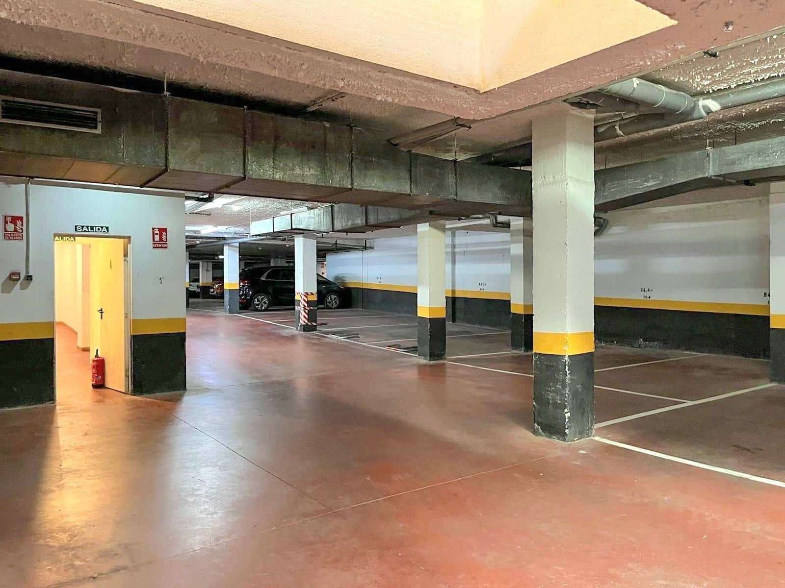 2 makuuhuone Kattohuoneisto myytävänä paikassa Torrevieja mukana uima-altaan 
autotalli - 320 000 € (Ref: 9788000)