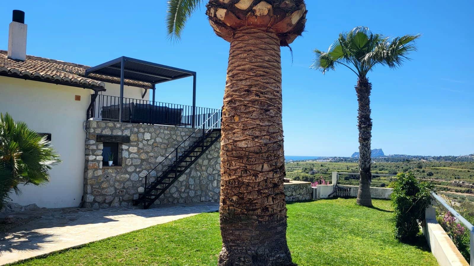 2 bedroom Villa for sale in Benitachell / Benitatxell with pool garage - € 950,000 (Ref: 9788001)