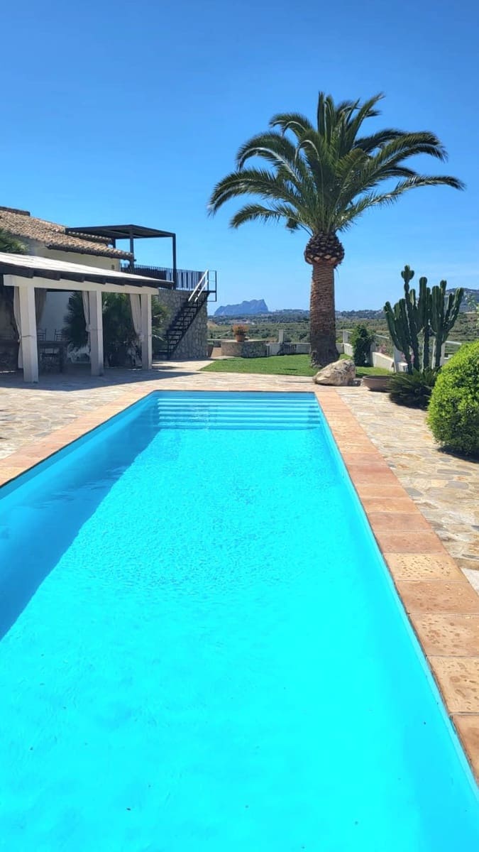 2 bedroom Villa for sale in Benitachell / Benitatxell with pool garage - € 950,000 (Ref: 9788001)