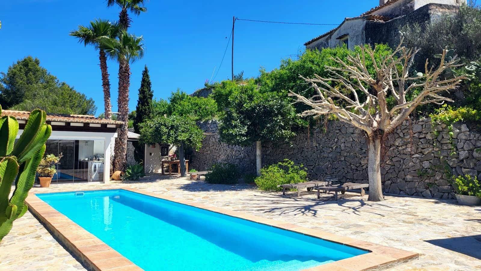 2 bedroom Villa for sale in Benitachell / Benitatxell with pool garage - € 950,000 (Ref: 9788001)