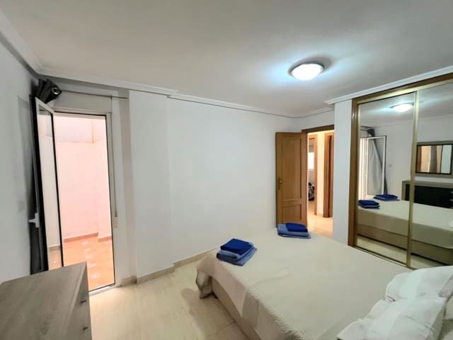 Apartamento de 3 habitaciones en Torrevieja en venta con piscina - 146.900 € (Ref: 9788004)