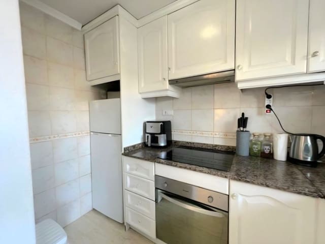 Apartamento de 3 habitaciones en Torrevieja en venta con piscina - 146.900 € (Ref: 9788004)