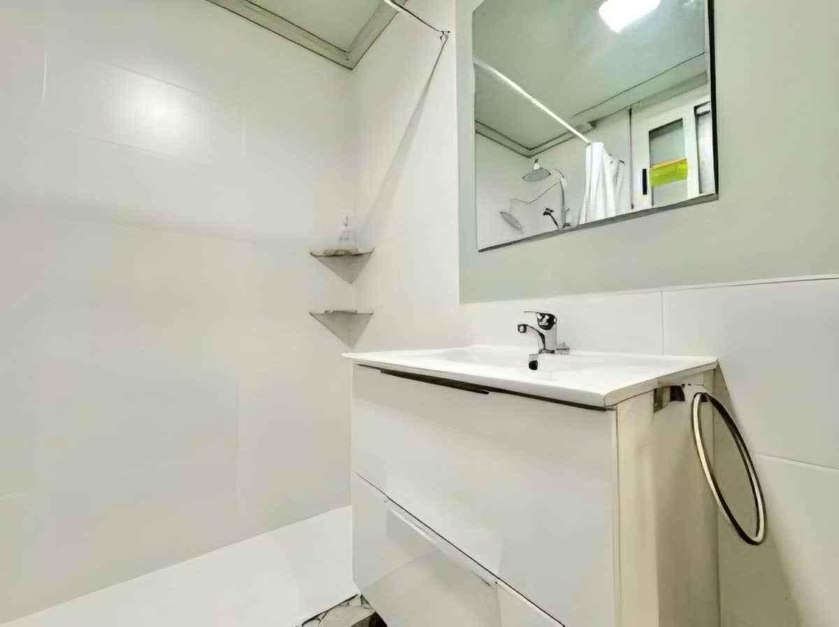 1 bedroom Apartment for sale in Torrevieja - € 114,000 (Ref: 9788005)