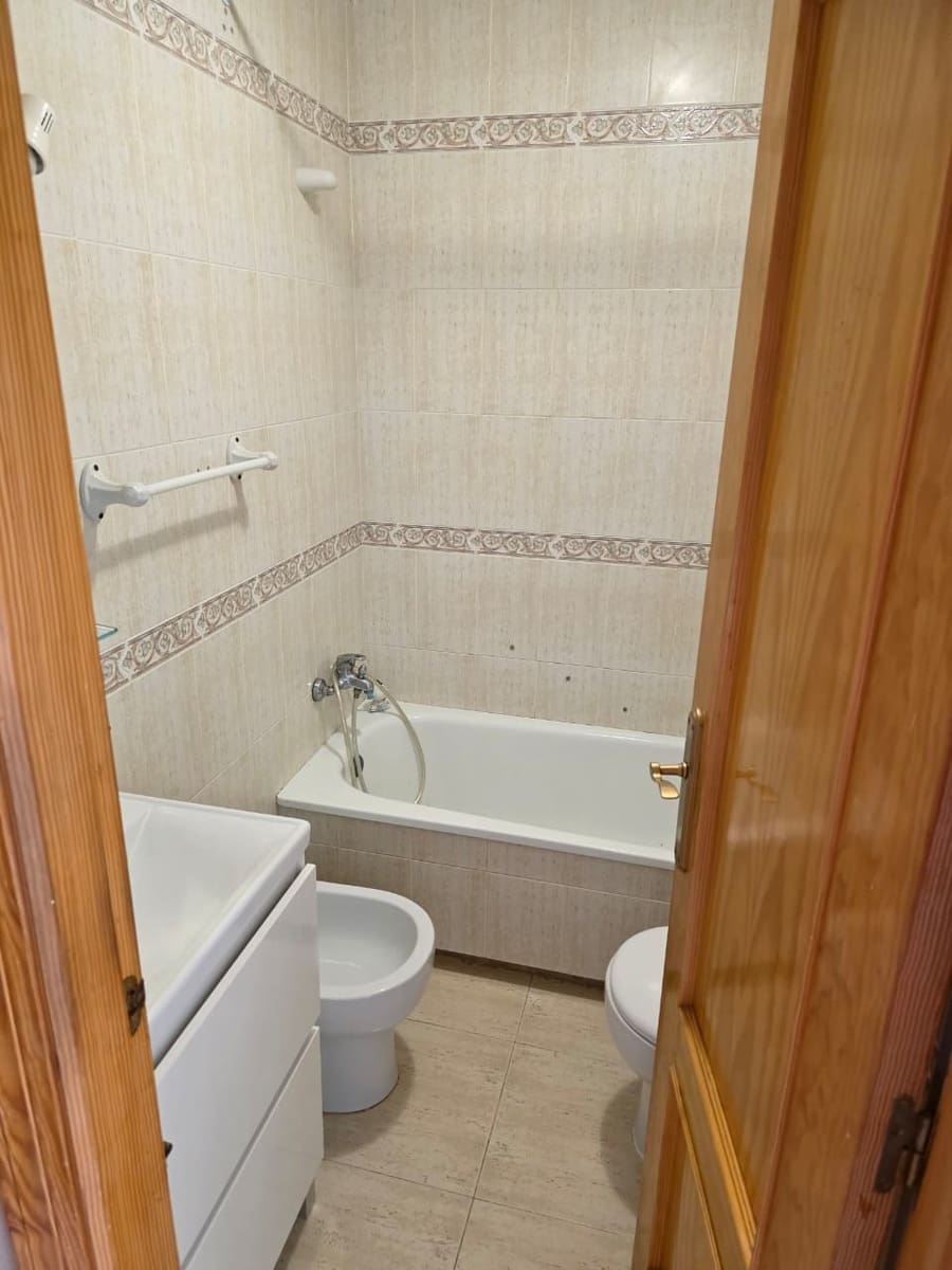 2 soverom Bungalow til salgs i Torrevieja med svømmebasseng - € 179 000 (Ref: 9788008)