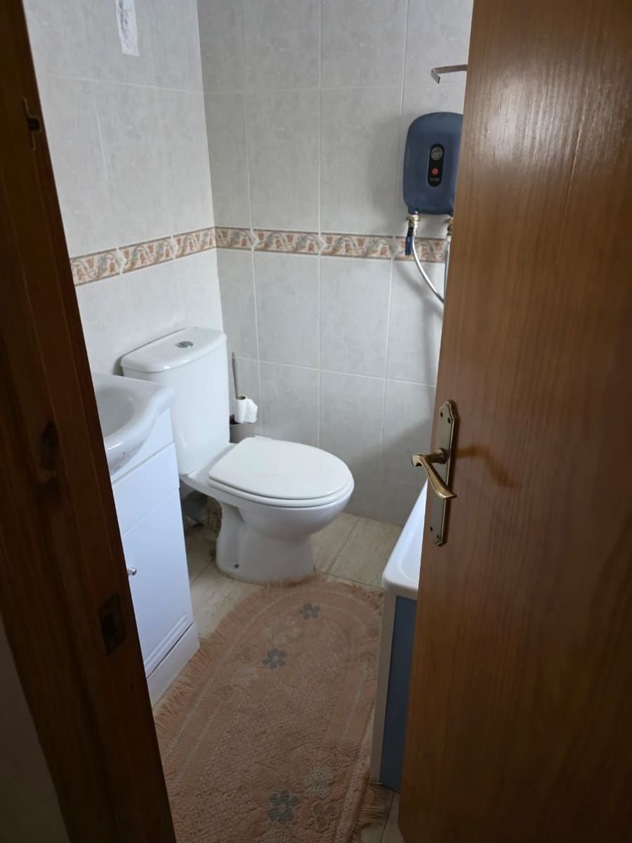 2 soverom Bungalow til salgs i Torrevieja med svømmebasseng - € 179 000 (Ref: 9788008)