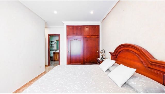 3 sypialnia Apartament na sprzedaż w Torrevieja - 159 900 € (Ref: 9790290)