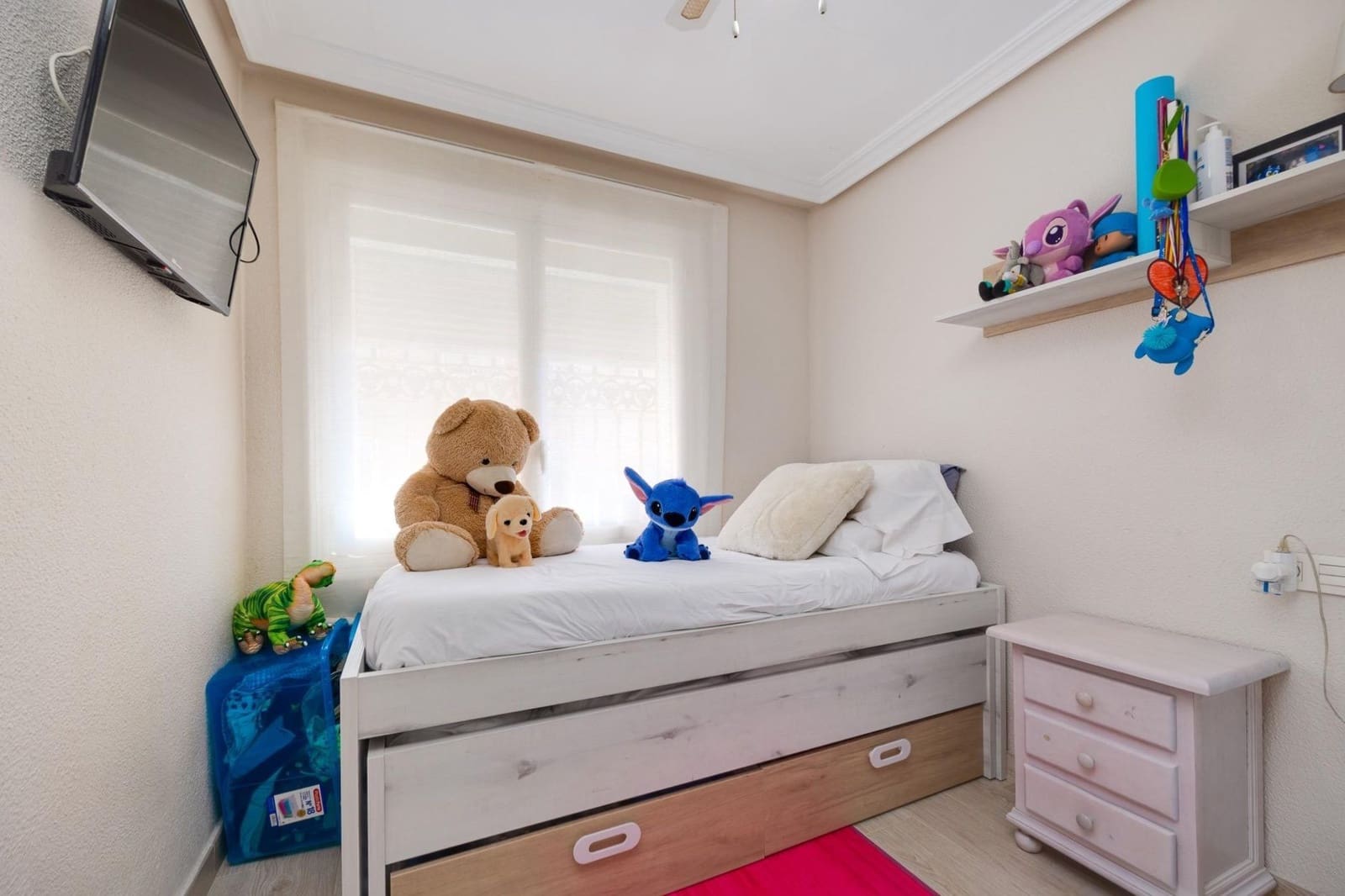 3 bedroom Apartment for sale in Torrevieja - € 315,000 (Ref: 9794100)