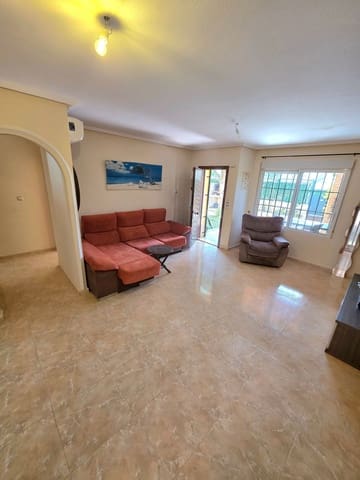 2 sovrum Semi-fristående Villa till salu i Torrevieja med pool garage - 179 900 € (Ref: 9794103)