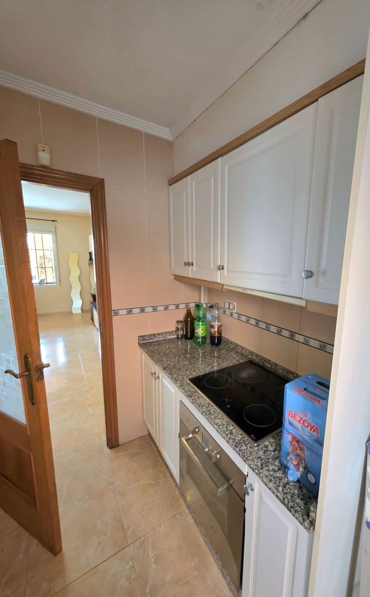 2 sovrum Semi-fristående Villa till salu i Torrevieja med pool garage - 179 900 € (Ref: 9794103)