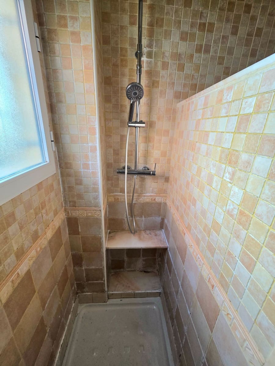 2 sovrum Semi-fristående Villa till salu i Torrevieja med pool garage - 179 900 € (Ref: 9794103)