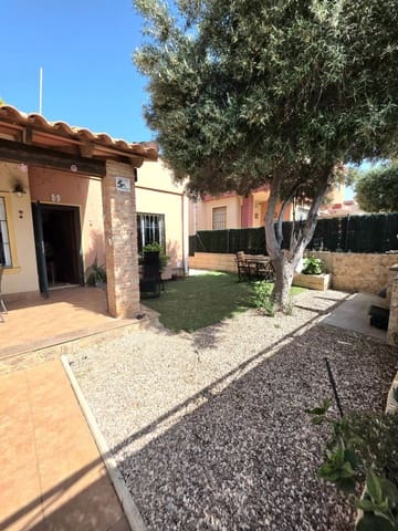 2 sovrum Semi-fristående Villa till salu i Torrevieja med pool garage - 179 900 € (Ref: 9794103)