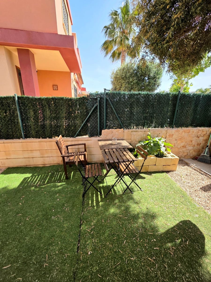2 sovrum Semi-fristående Villa till salu i Torrevieja med pool garage - 179 900 € (Ref: 9794103)