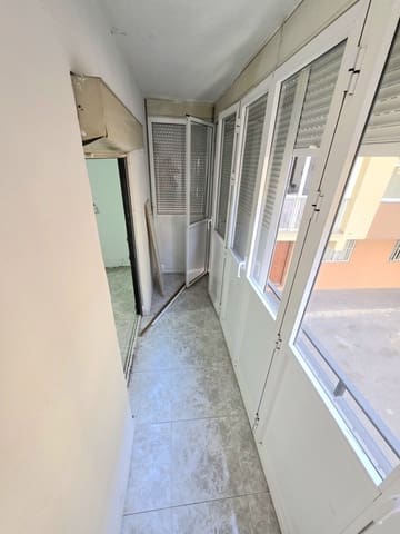 Apartamento de 2 habitaciones en Alicante / Alacant ciudad en venta - 135.000 € (Ref: 9794104)