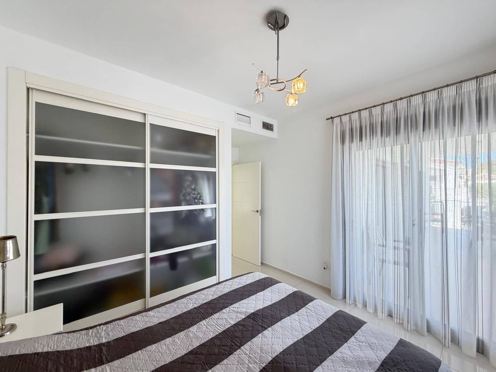 4 camera da letto Villa in vendita in Ciudad Quesada con piscina garage - 399.900 € (Rif: 9800359)