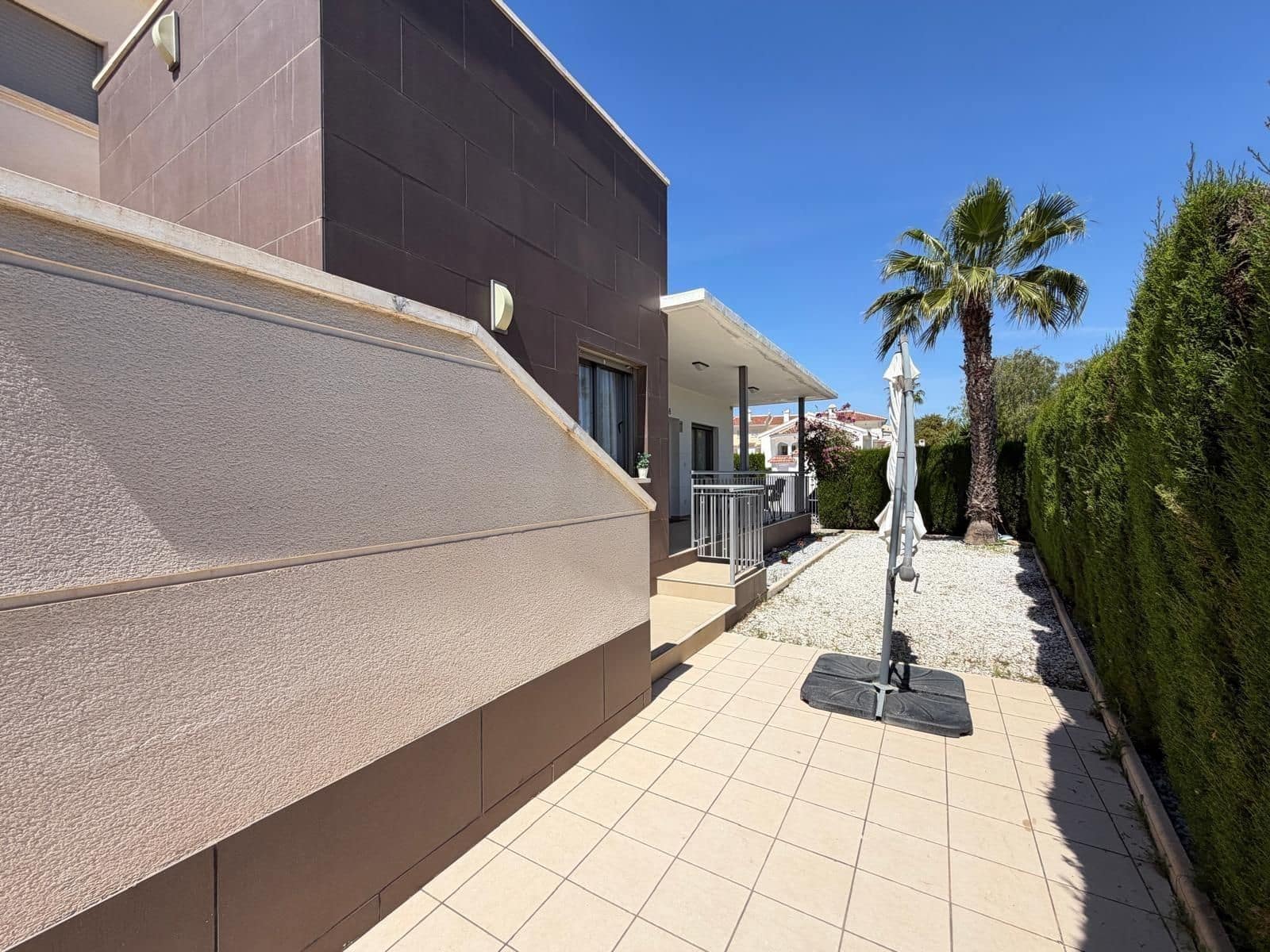 4 camera da letto Villa in vendita in Ciudad Quesada con piscina garage - 399.900 € (Rif: 9800359)