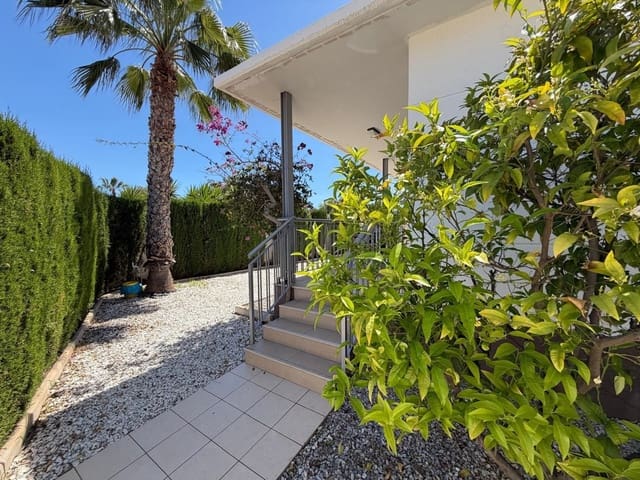 4 camera da letto Villa in vendita in Ciudad Quesada, Rojales con piscina garage - 399.900 € (Rif: 9800359)