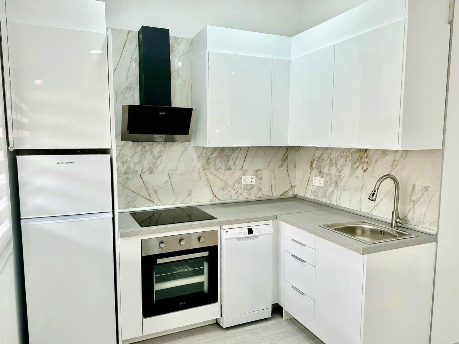 2 chambre Bungalow à vendre à Torrevieja - 125 990 € (Ref: 9803965)