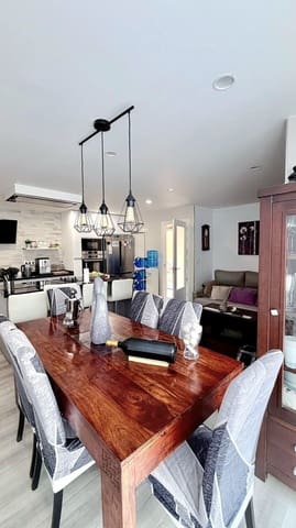 5 Zimmer Doppelhaus zu verkaufen in Pilar de la Horadada mit Garage - 290.000 € (Ref: 9803966)