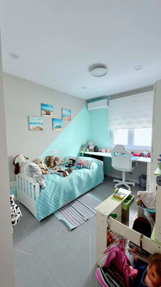 5 sovrum Semi-fristående Villa till salu i Pilar de la Horadada med garage - 290 000 € (Ref: 9803966)