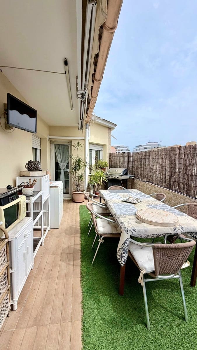 5 sovrum Semi-fristående Villa till salu i Pilar de la Horadada med garage - 290 000 € (Ref: 9803966)