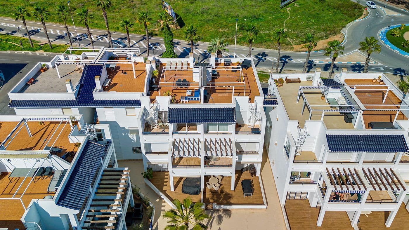 2 quarto Penthouse para venda em Torrevieja com piscina garagem - 249 000 € (Ref: 9806155)