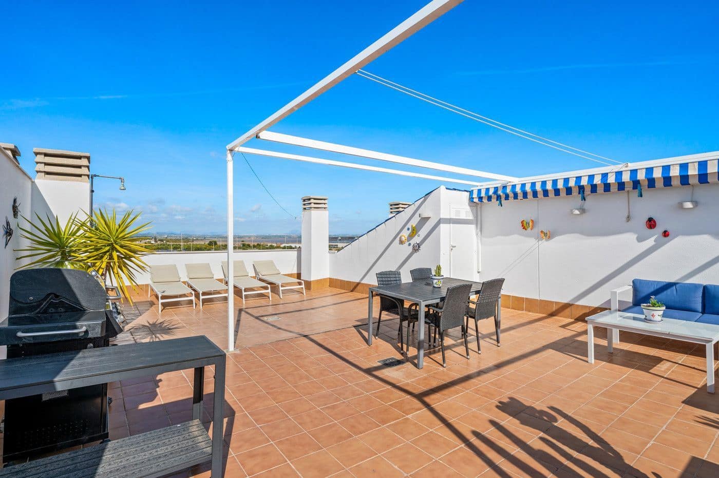 2 quarto Penthouse para venda em Torrevieja com piscina garagem - 249 000 € (Ref: 9806155)