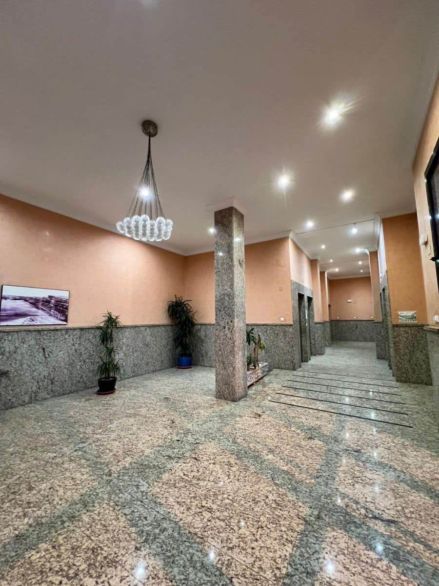 4 bedroom Penthouse for sale in Guardamar del Segura with garage - € 299,000 (Ref: 9806159)