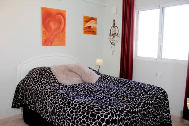 3 sovrum Semi-fristående Villa till salu i Orihuela Costa, Orihuela med pool garage - 235 000 € (Ref: 9807676)