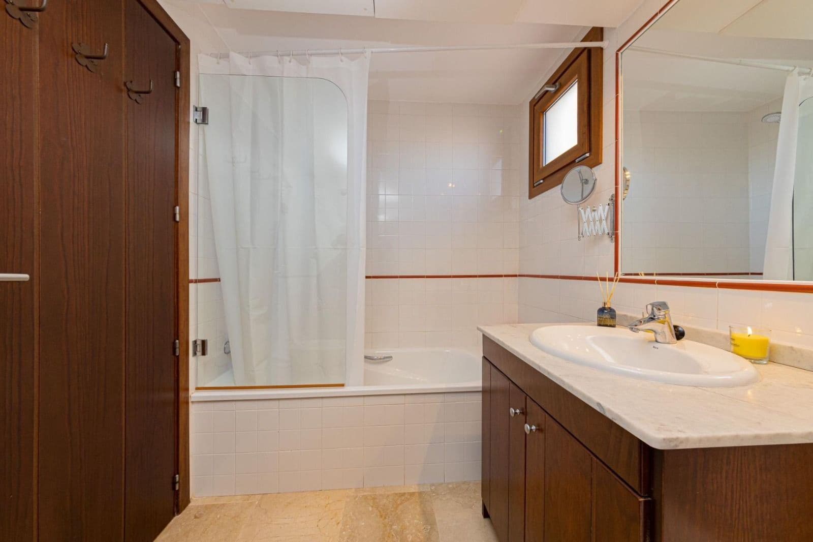 2 quarto Penthouse para venda em Torrevieja com piscina garagem - 276 000 € (Ref: 9807678)