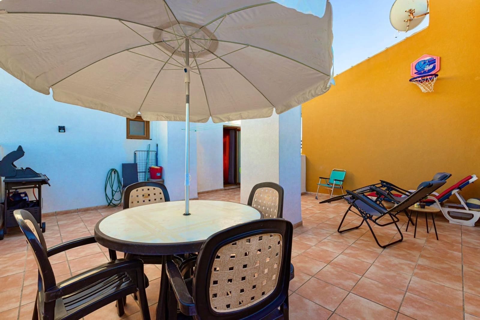 2 quarto Penthouse para venda em Torrevieja com piscina garagem - 276 000 € (Ref: 9807678)