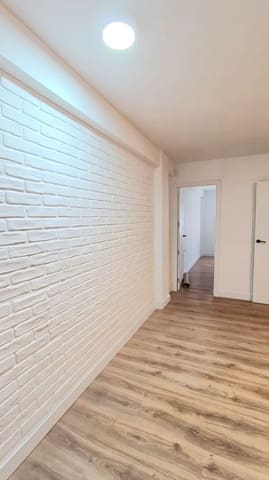 3 chambre Appartement à vendre à Torrevieja - 130 000 € (Ref: 9811278)