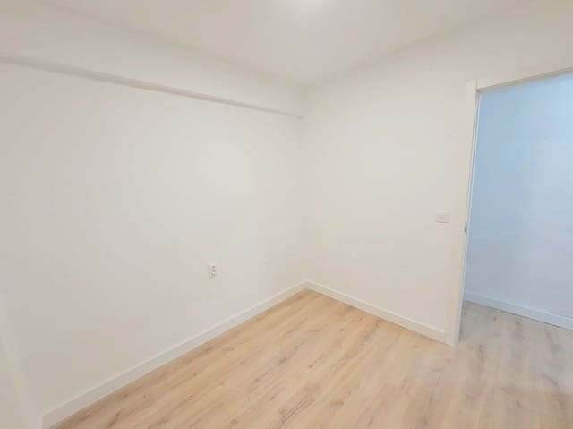 3 chambre Appartement à vendre à Torrevieja - 130 000 € (Ref: 9811278)