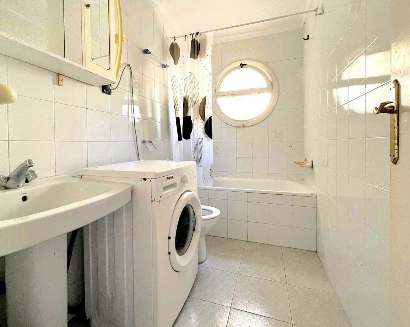 1 quarto Bungalow para venda em Torrevieja com piscina - 90 000 € (Ref: 9817021)